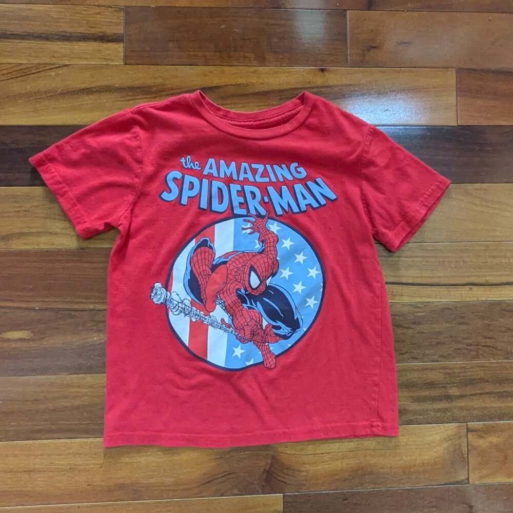 Marvel Boys' Graphic T-shirt (S)